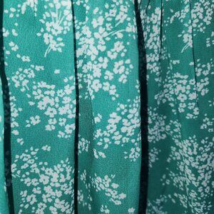 NEVER WORN PINCH  Dress green size small